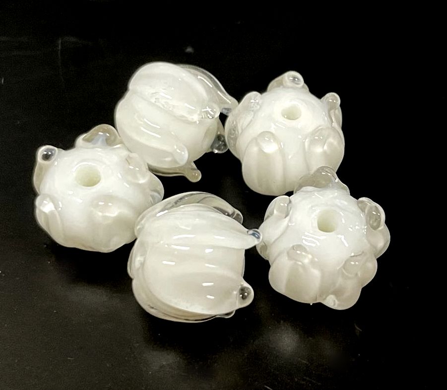 Lily of the Valley Flower Beads, Lampwork Beads, 12mm, 250pcs