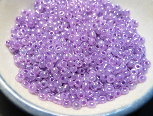 450 Grams Creamy Seed Beads 11/0 Glass Seed Beads 2mm