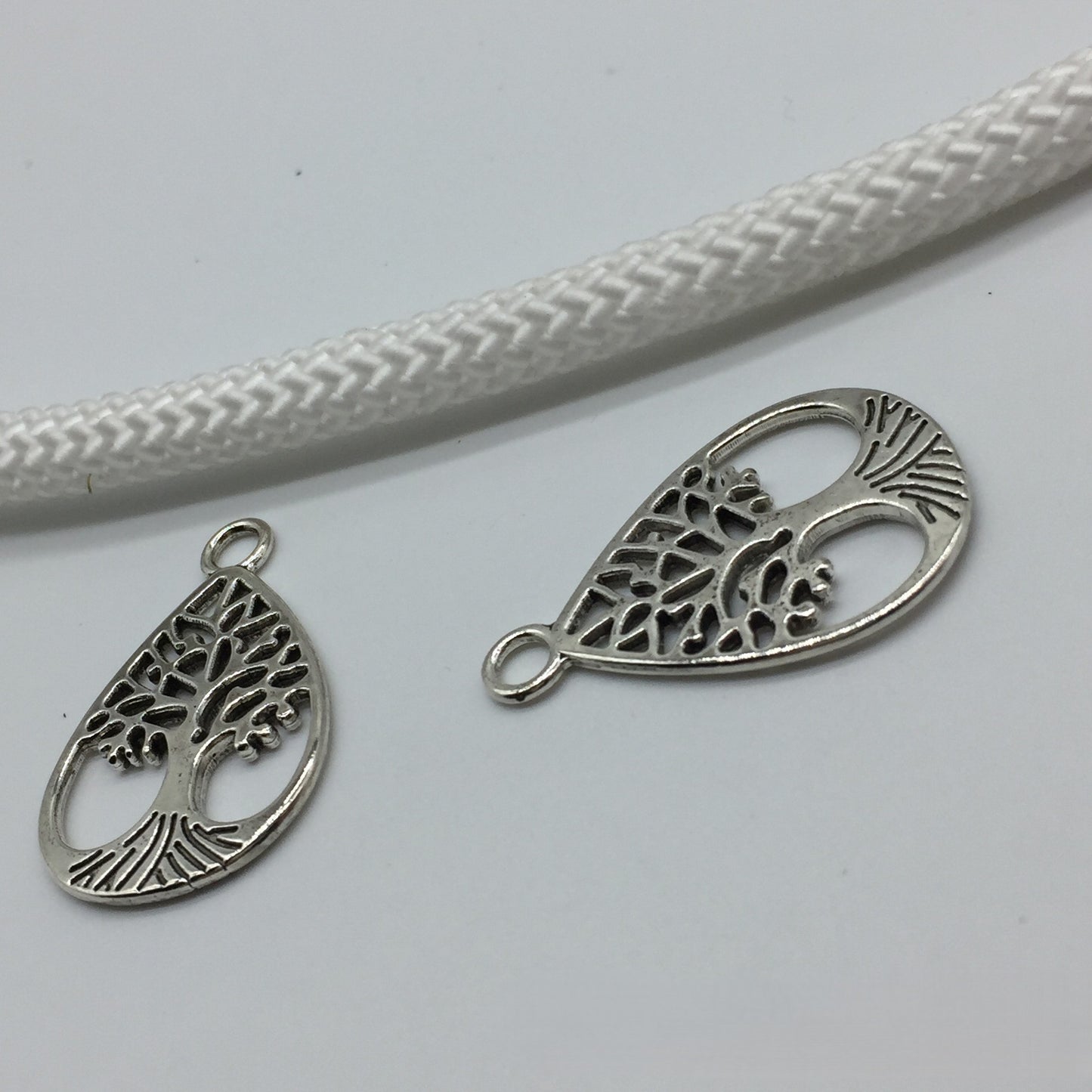 Antique silver Oval Tree Charms Pendant, 32x21mm,10pcs