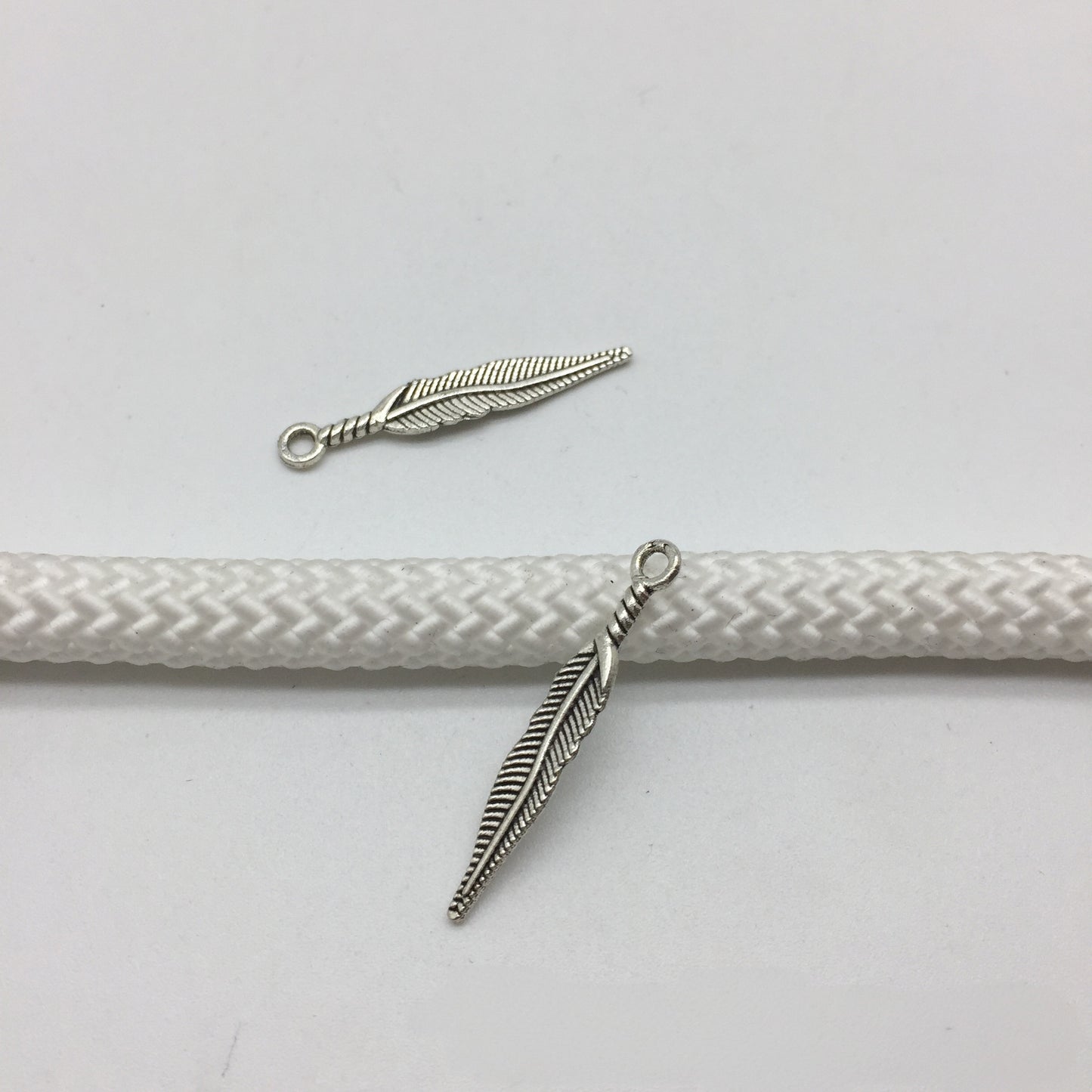 Antique Silver Feather Charms Pendants, 20pcs