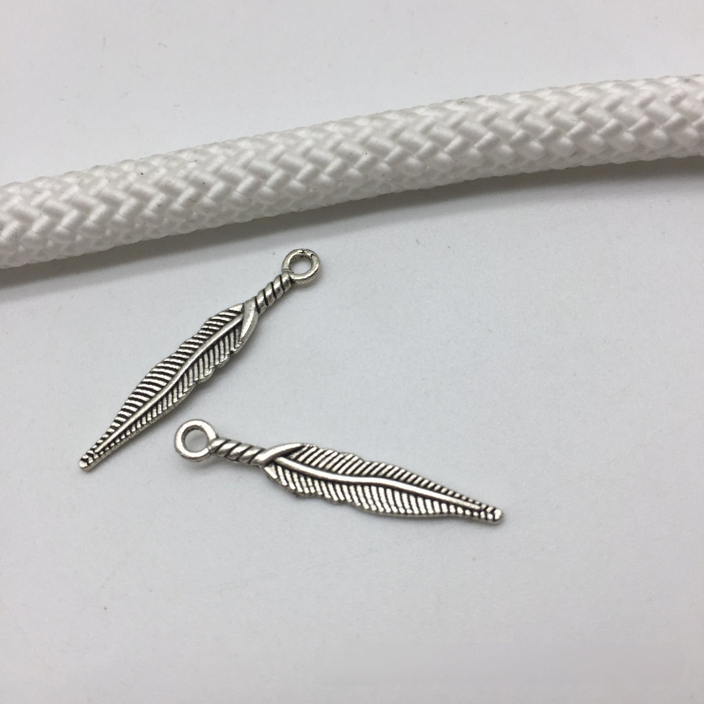Antique Silver Feather Charms Pendants, 20pcs