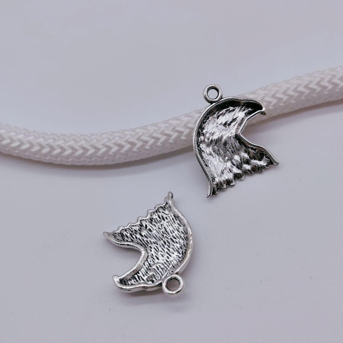 Antique Silver Eagle head Charms pendant, 30pcs