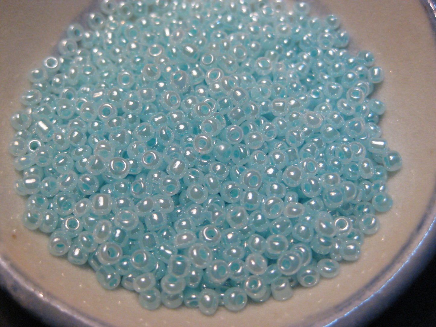 450 Grams Creamy Seed Beads 11/0 Glass Seed Beads 2mm