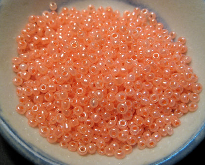 450 Grams Creamy Seed Beads 11/0 Glass Seed Beads 2mm