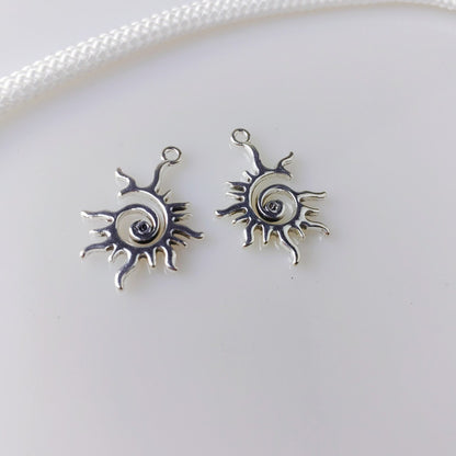 Antique Silver Spiral Sun Charms Pendants, 10pcs