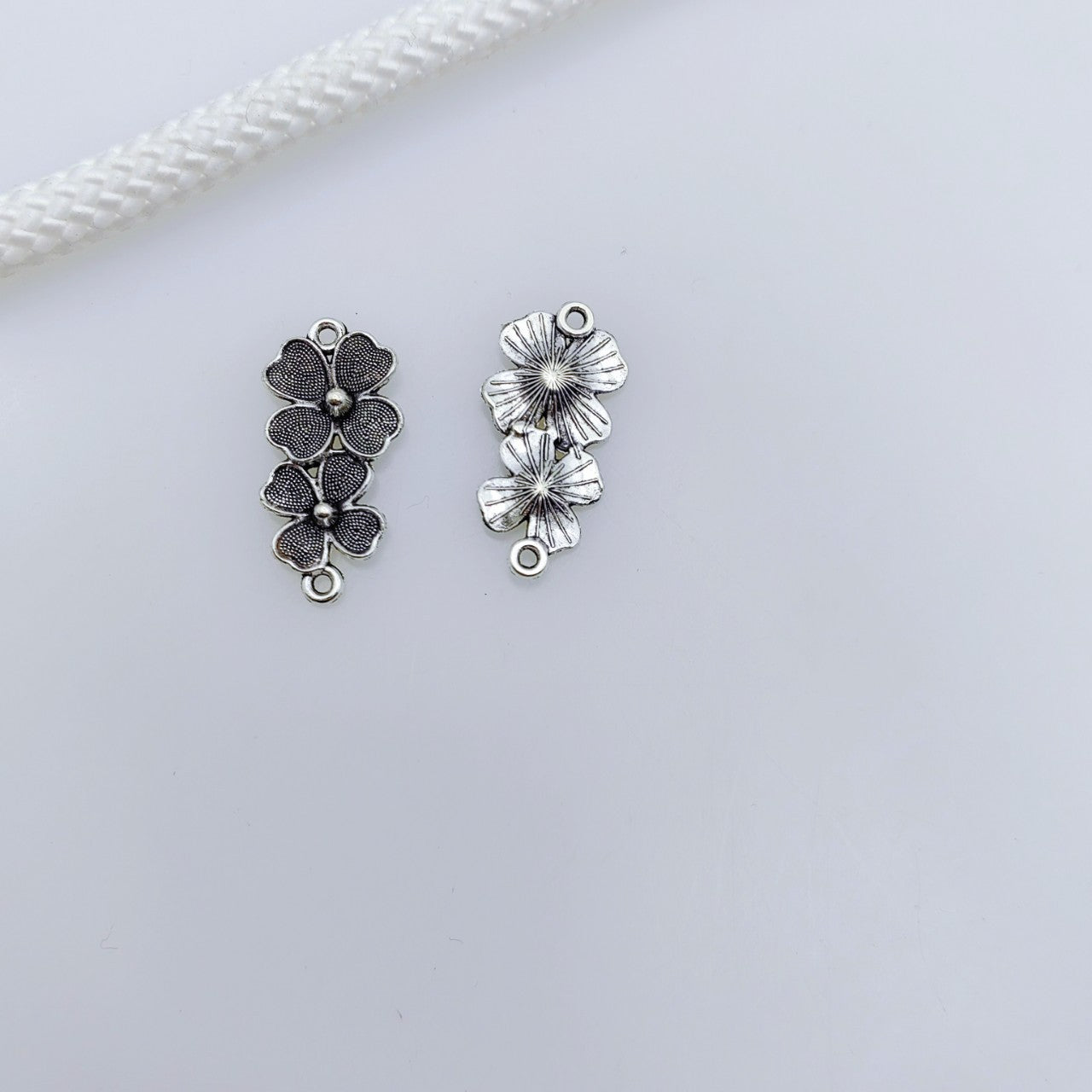 Antique Silver Flower Link Charms, 20pcs