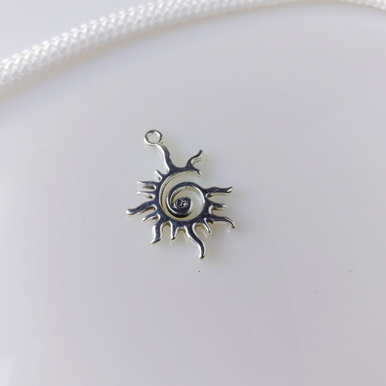 Antique Silver Spiral Sun Charms Pendants, 10pcs